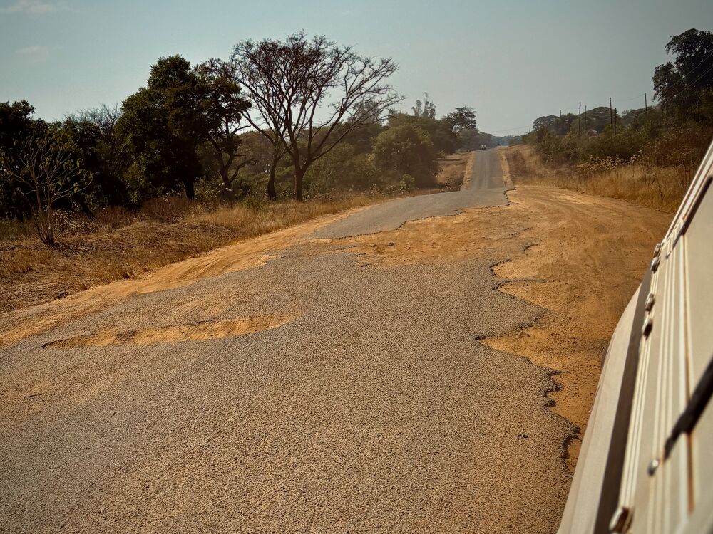 Straßen in Manyinga